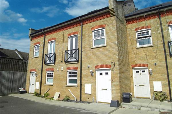 Mid-Terrace House, 4 bedrooms