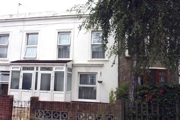 Mid-Terrace House, 3 bedrooms