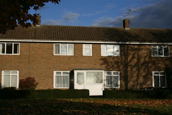 Mid-Terrace House, 3 bedrooms, Freehold