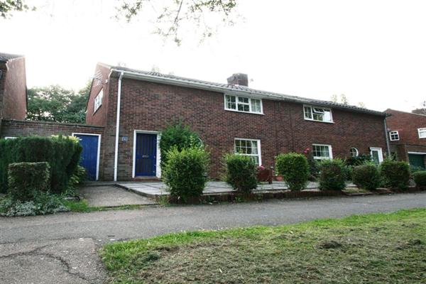 Semi-Detached House, 3 bedrooms