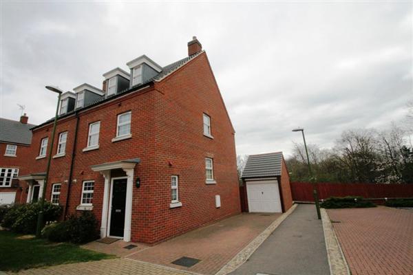 Semi-Detached House, 3 bedrooms