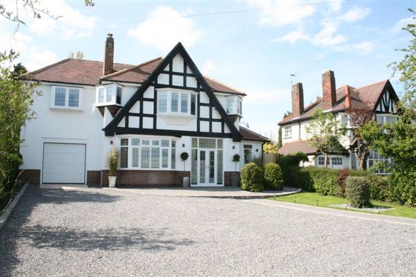 Detached House, 4 bedrooms, Freehold