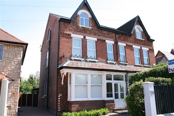 Semi-Detached House, 4 bedrooms, Freehold