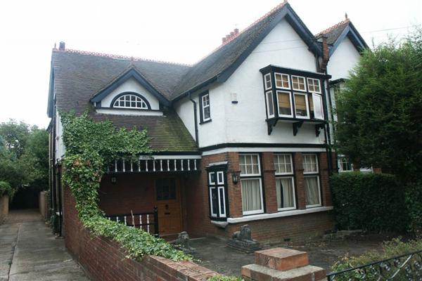 Semi-Detached House, 4 bedrooms, Freehold