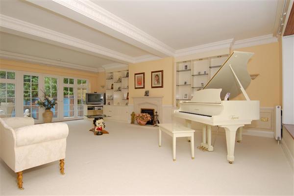 Detached House, 4 bedrooms, Freehold