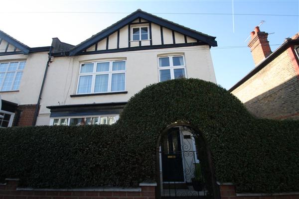 Semi-Detached House, 4 bedrooms