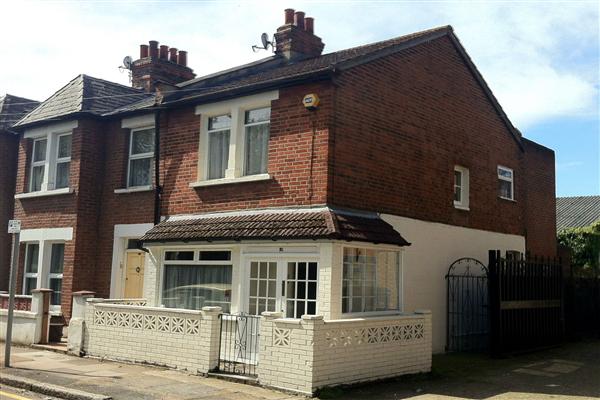 End-of-Terrace House, 3 bedrooms