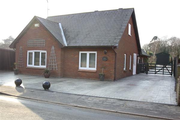 Detached House, 5 bedrooms