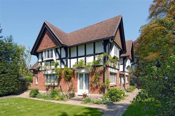 Detached House, 4 bedrooms, Freehold