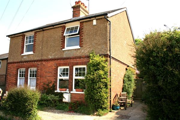 Semi-Detached House, 3 bedrooms, Freehold