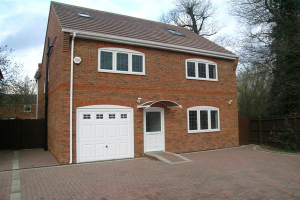 Detached House, 5 bedrooms, Freehold