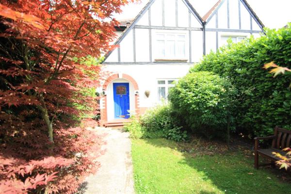 Semi-Detached House, 4 bedrooms