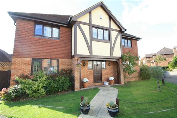 Detached House, 5 bedrooms