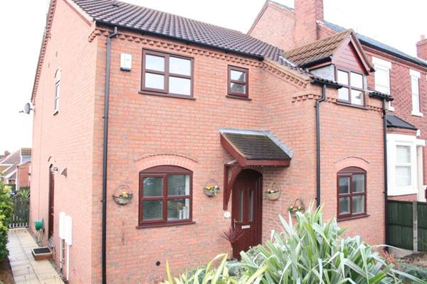 Detached House, 3 bedrooms, Freehold