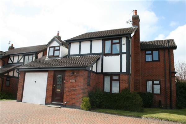 Detached House, 4 bedrooms, Freehold