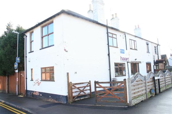Semi-Detached House, 5 bedrooms, Freehold