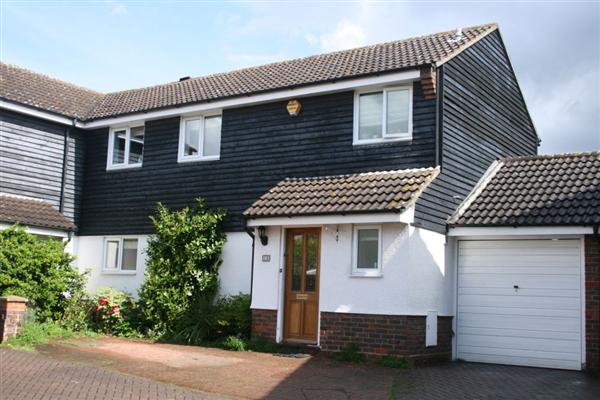 Semi-Detached House, 4 bedrooms, Freehold