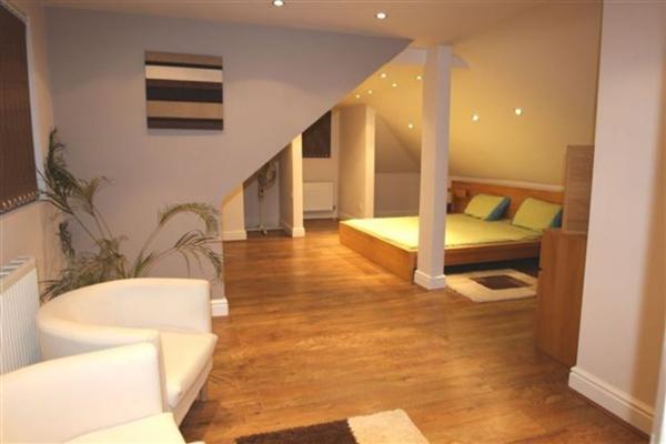 End-of-Terrace House, 7 bedrooms