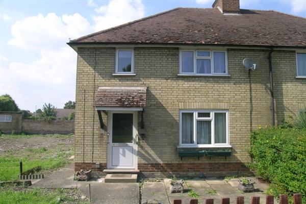 Semi-Detached House, 3 bedrooms, Freehold