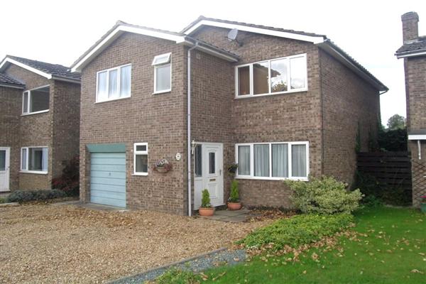 Detached House, 4 bedrooms, Freehold