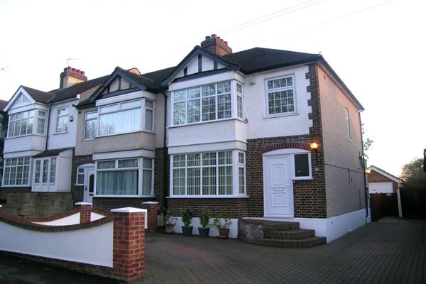 End-of-Terrace House, 3 bedrooms, Freehold