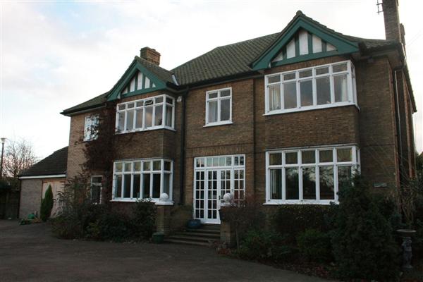 Detached House, 4 bedrooms, Freehold
