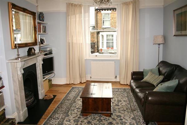 End-of-Terrace House, 3 bedrooms, Freehold