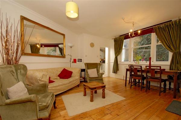 Flat / Apartment, 3 bedrooms