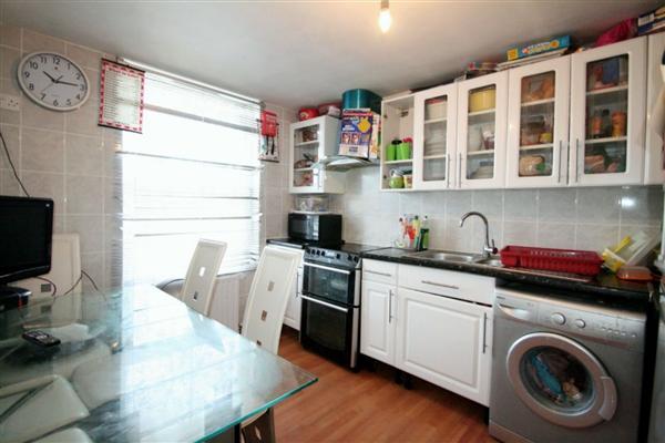Mid-Terrace House, 4 bedrooms