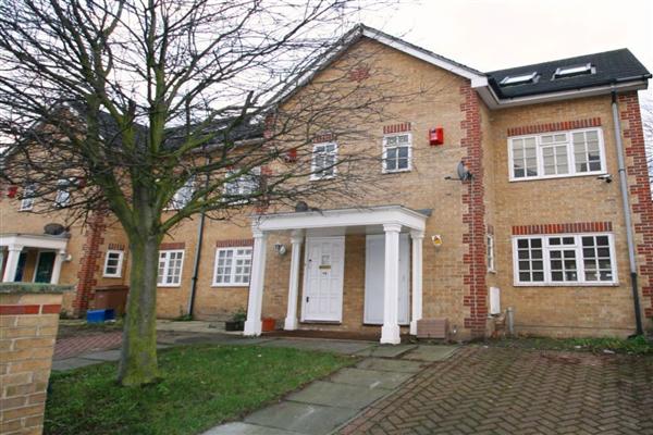 End-of-Terrace House, 4 bedrooms