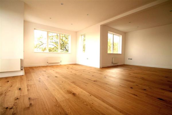 Flat / Apartment, 3 bedrooms, Leasehold