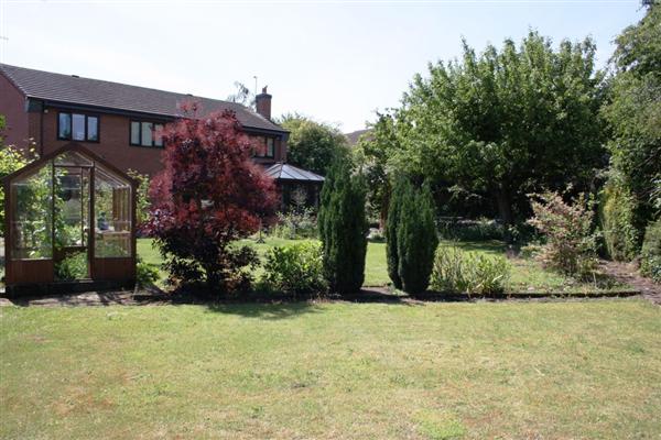 Detached House, 5 bedrooms