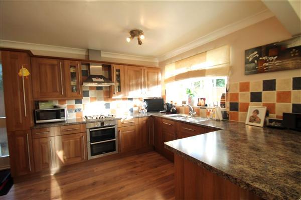Detached House, 4 bedrooms