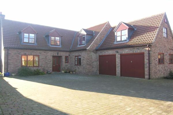 Detached House, 5 bedrooms, Freehold
