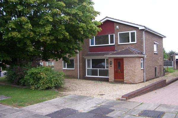 Detached House, 4 bedrooms, Freehold