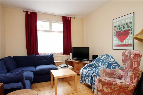 Palatine Road, N16
