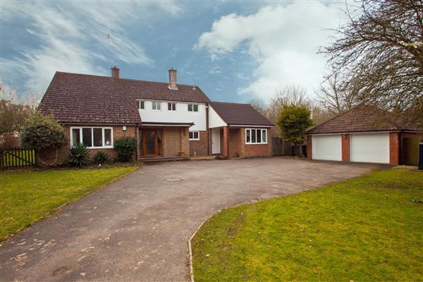 Nr Sellindge