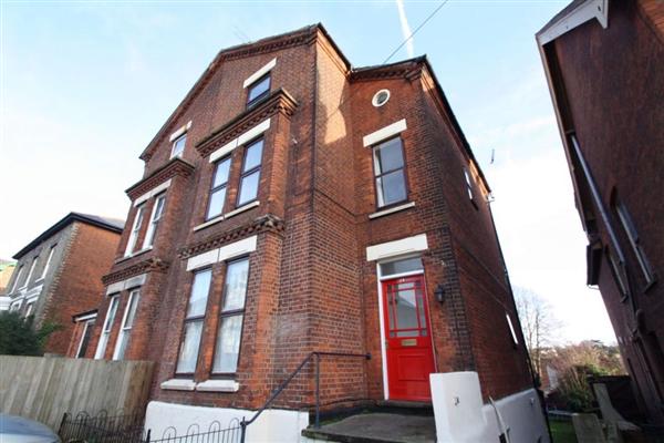 Guide Price £130,000 - £140,000