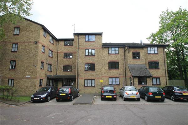 New Road - Grays - Essex - RM17