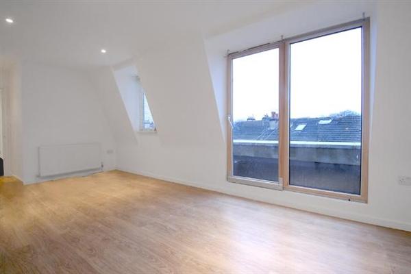 Flat / Apartment, 3 bedrooms