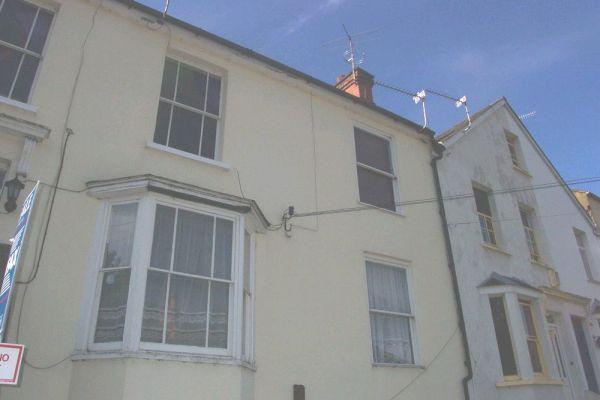 Flat / Apartment, 1 bedroom, Unfurnished