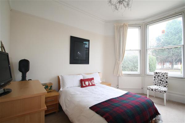 Flat / Apartment, 3 bedrooms