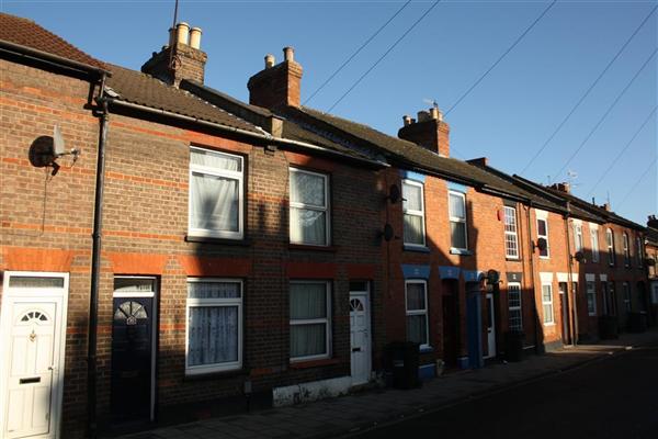 Mid-Terrace House, 2 bedrooms