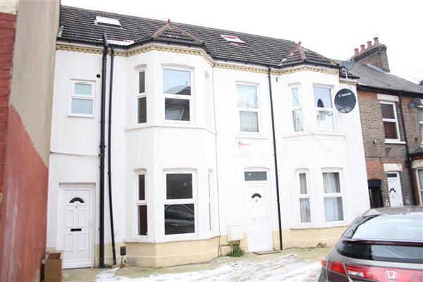 Mid-Terrace House, 4 bedrooms