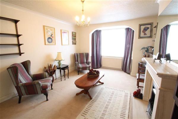 Snaresbrook E11
