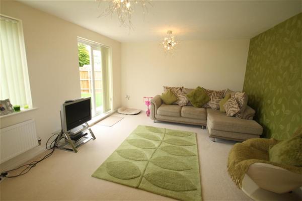 Semi-Detached House, 3 bedrooms