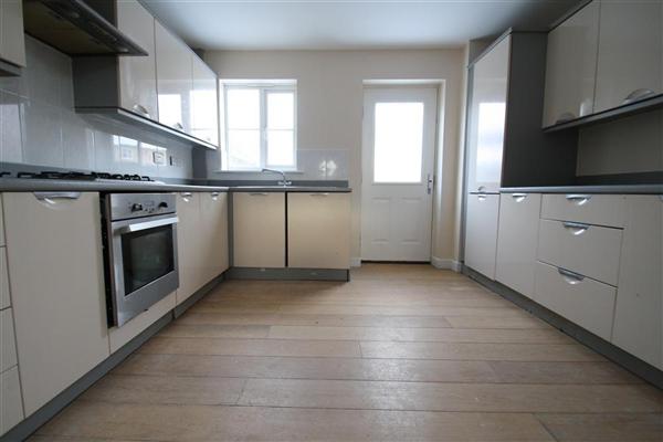 Mid-Terrace House, 3 bedrooms
