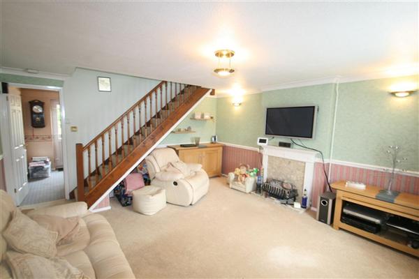 Pearl Gardens, Slough