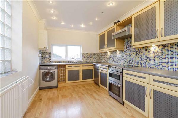 End-of-Terrace House, 3 bedrooms