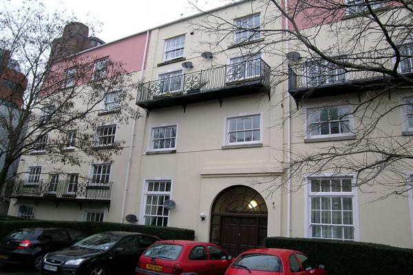 Flat / Apartment, 1 bedroom, Furnished